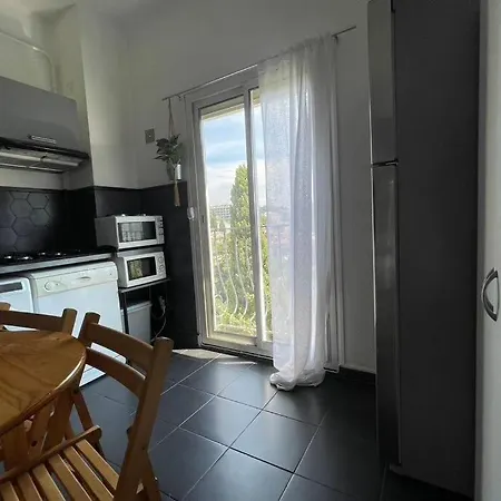 4 Couchages Superbe Proche De La Mer Vue Mer Nizza