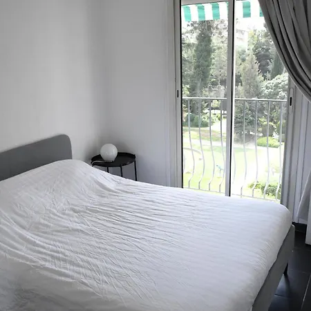 4 Couchages Superbe Proche De La Mer Vue Mer Nizza